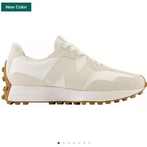 New Balance Women’s 327 Shoes
